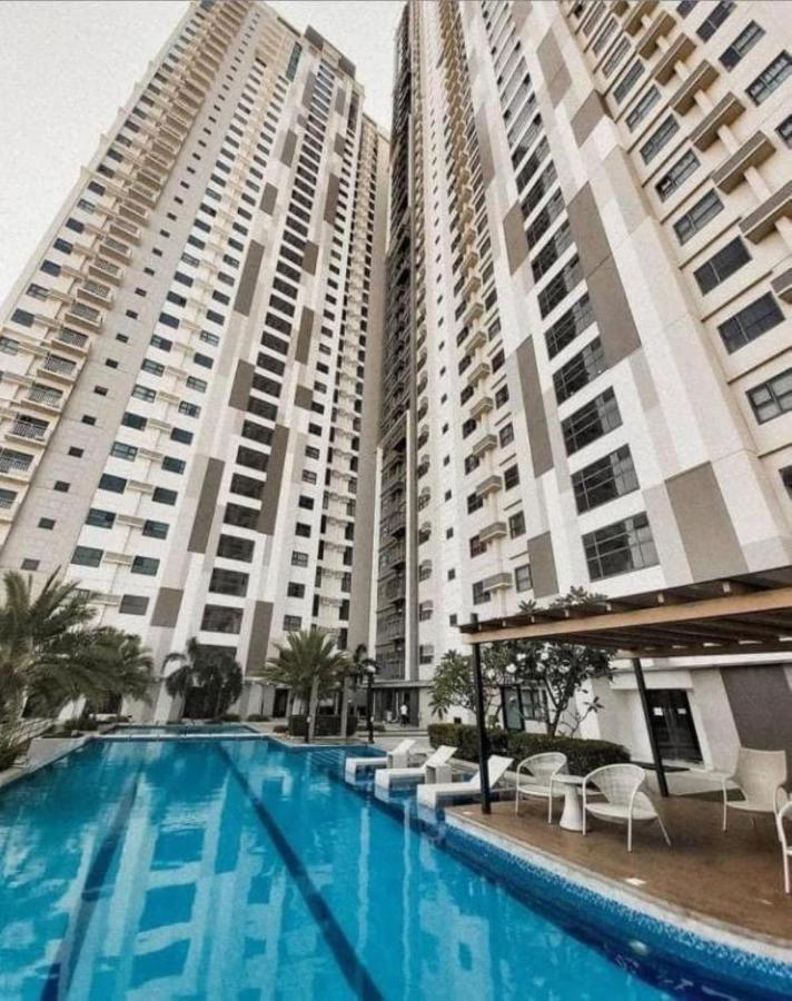 Апартаменты Horizon 101 A2 Shortwalk Robinson Mall Mango Square Bar Себу Экстерьер фото