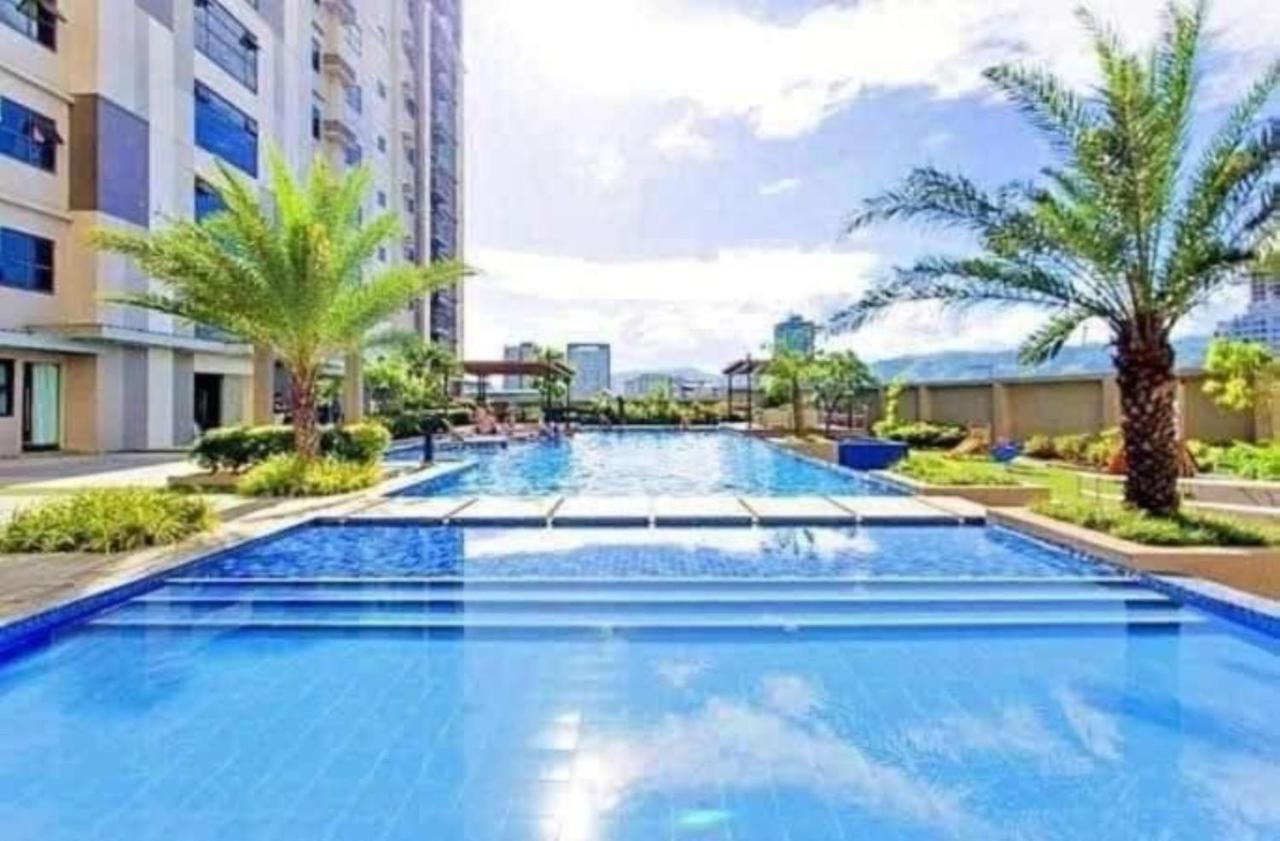 Апартаменты Horizon 101 A2 Shortwalk Robinson Mall Mango Square Bar Себу Экстерьер фото